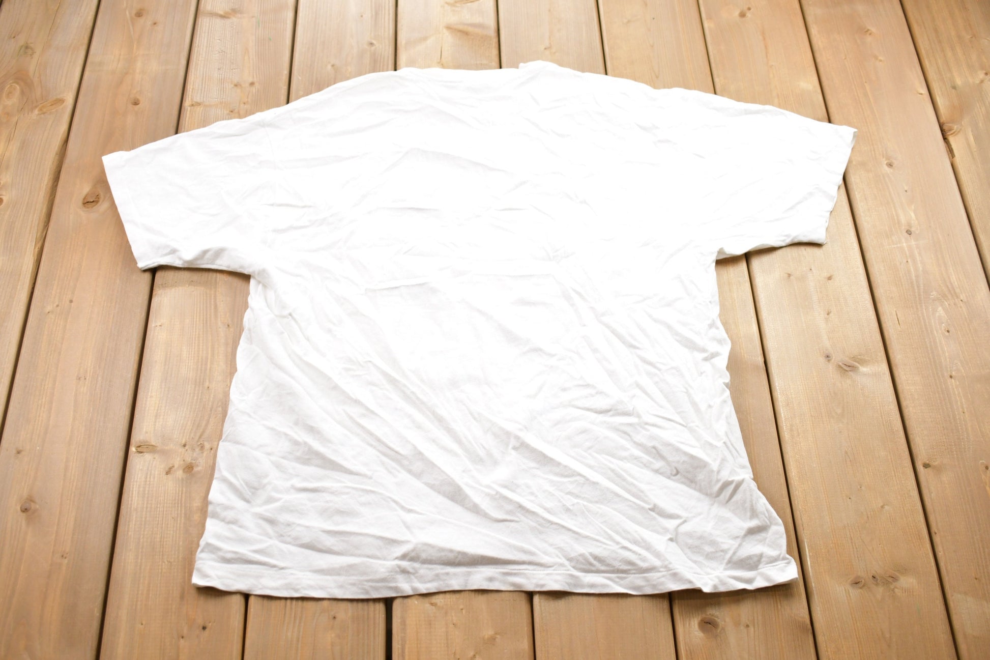 Vintage 1990s David Saldutti Graphic T-Shirt / Graphic / 80s / 90s / Streetwear / Retro Style / Single Stitch / Made In USA