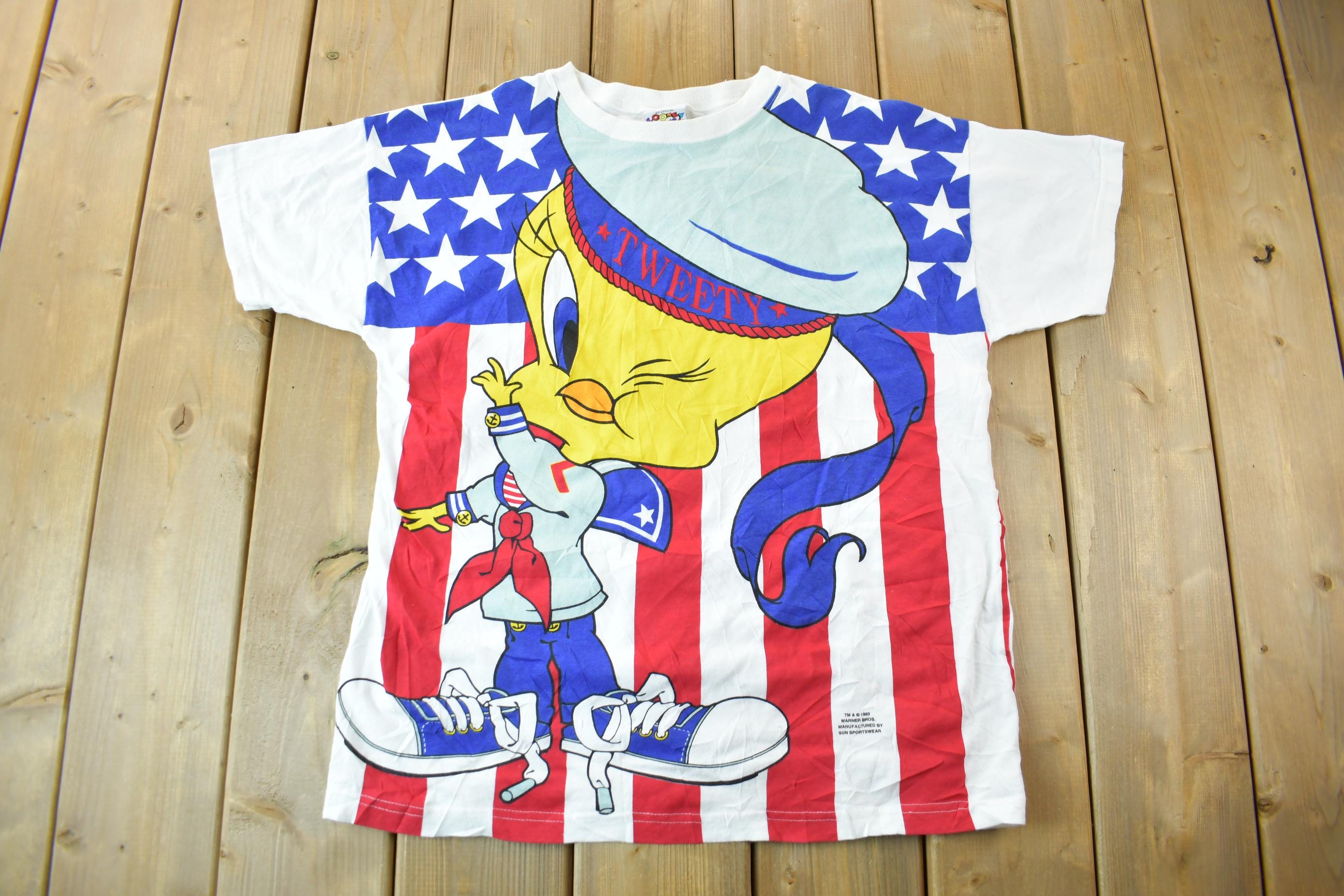 Vintage 1995 All Over Print Tweety Bird American Graphic T Shirt