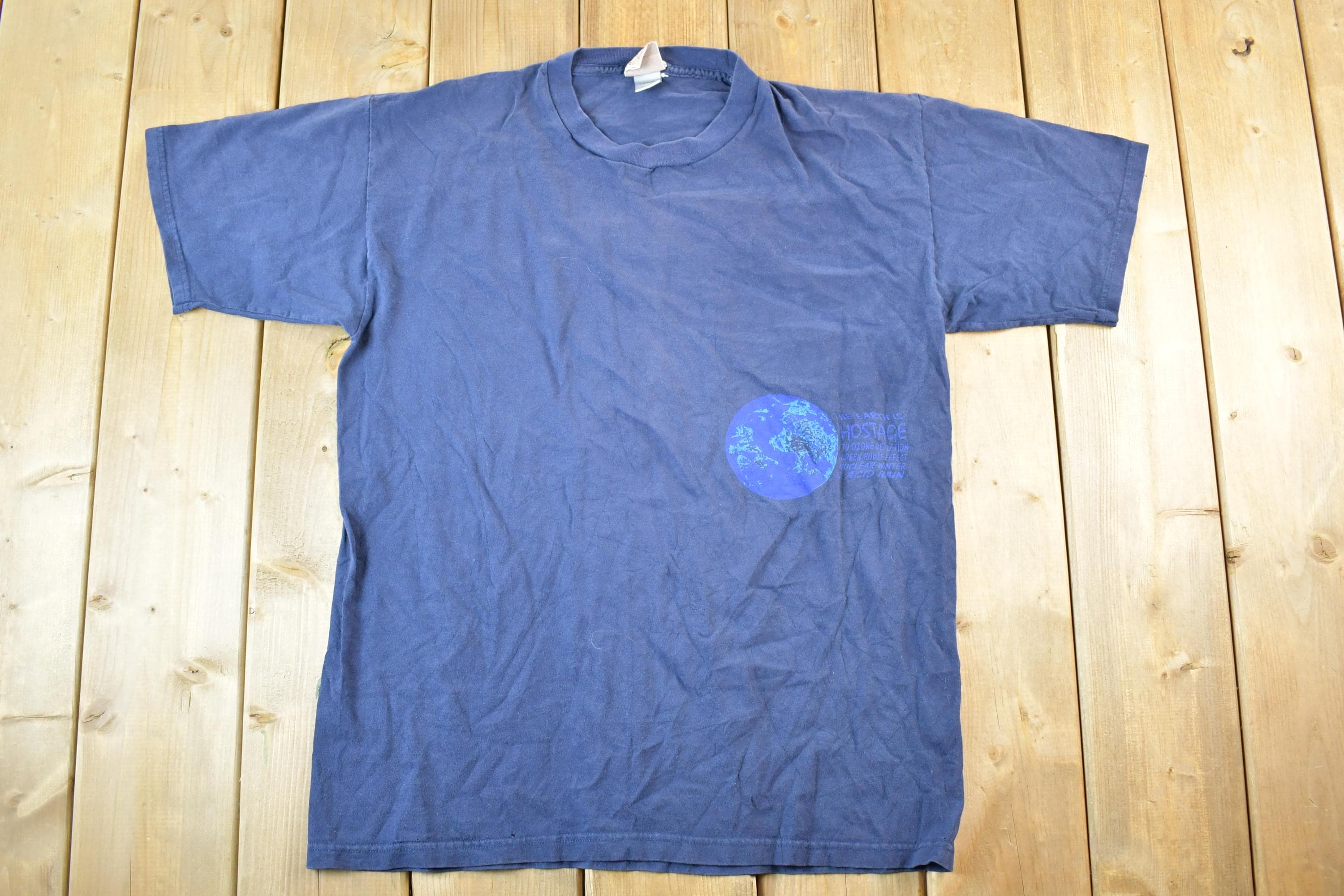 Vintage 1990s Endangered Habitat Earth Souvenir T-Shirt Mens L