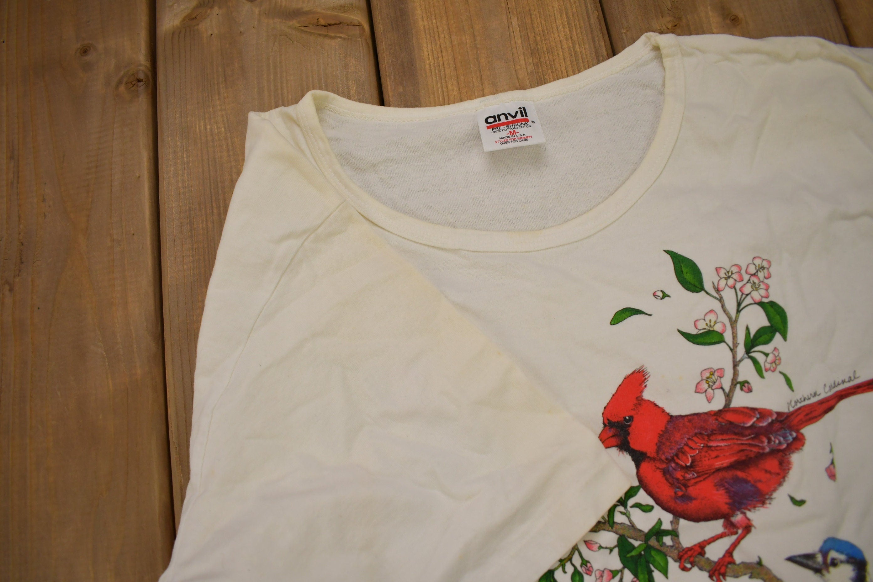 Vintage 1990s Carter Caves State Resort Bird Theme Graphic Women's T-Shirt