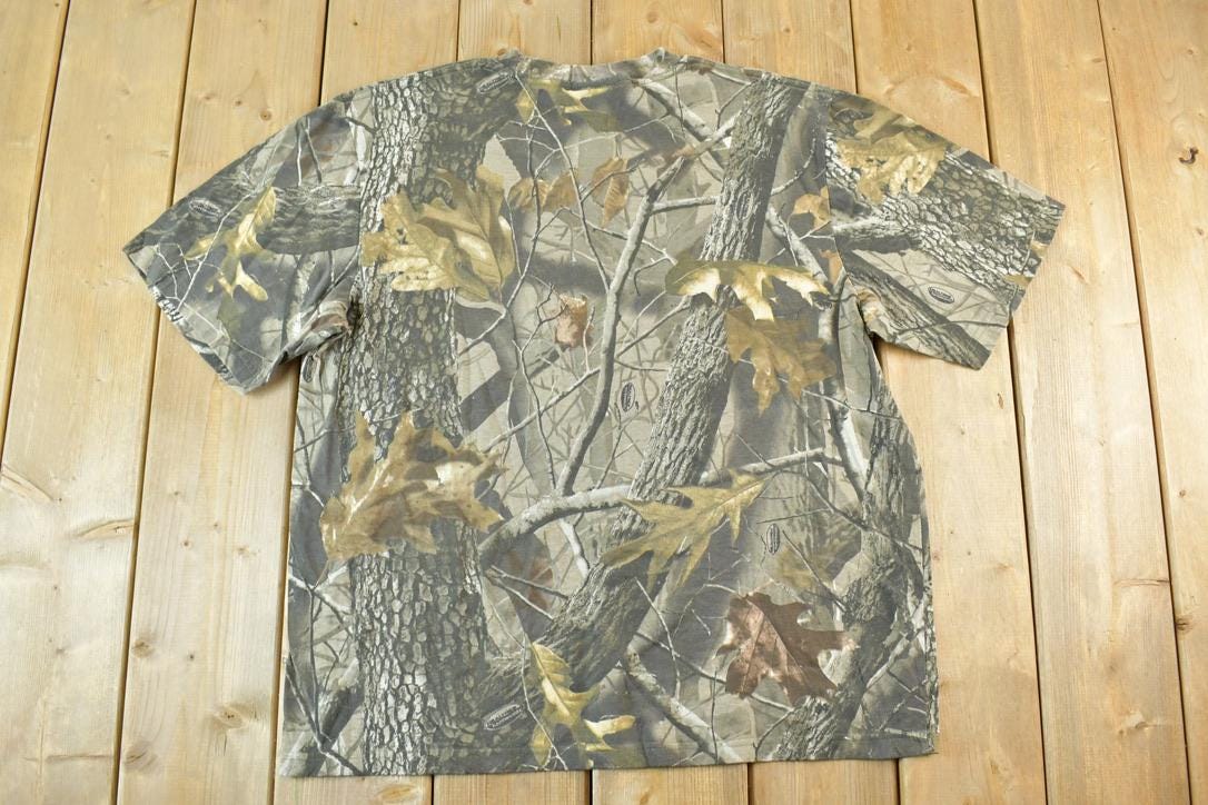 Vintage 1990s Winchester Realtree Camo Outdoors T-Shirt
