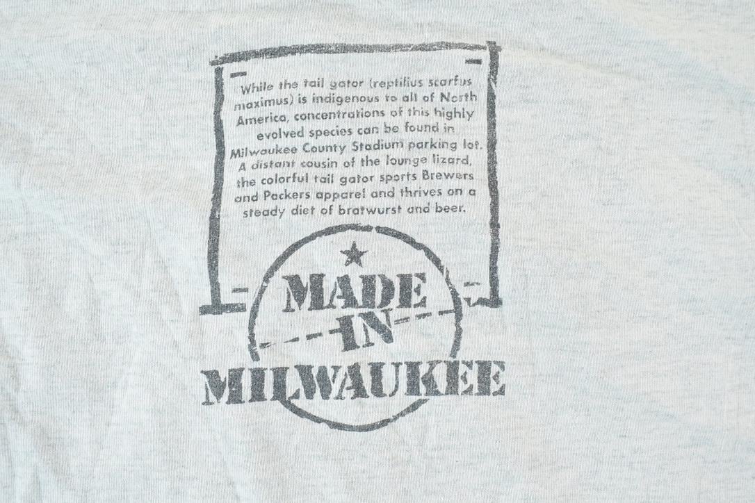 Vintage 1990s Milwaukee Tailgators Single Stitch Cartoon T-Shirt / 90s Vintage Souvenir Tee / Rare Vacation Tee / Summer Shirt Made In USA