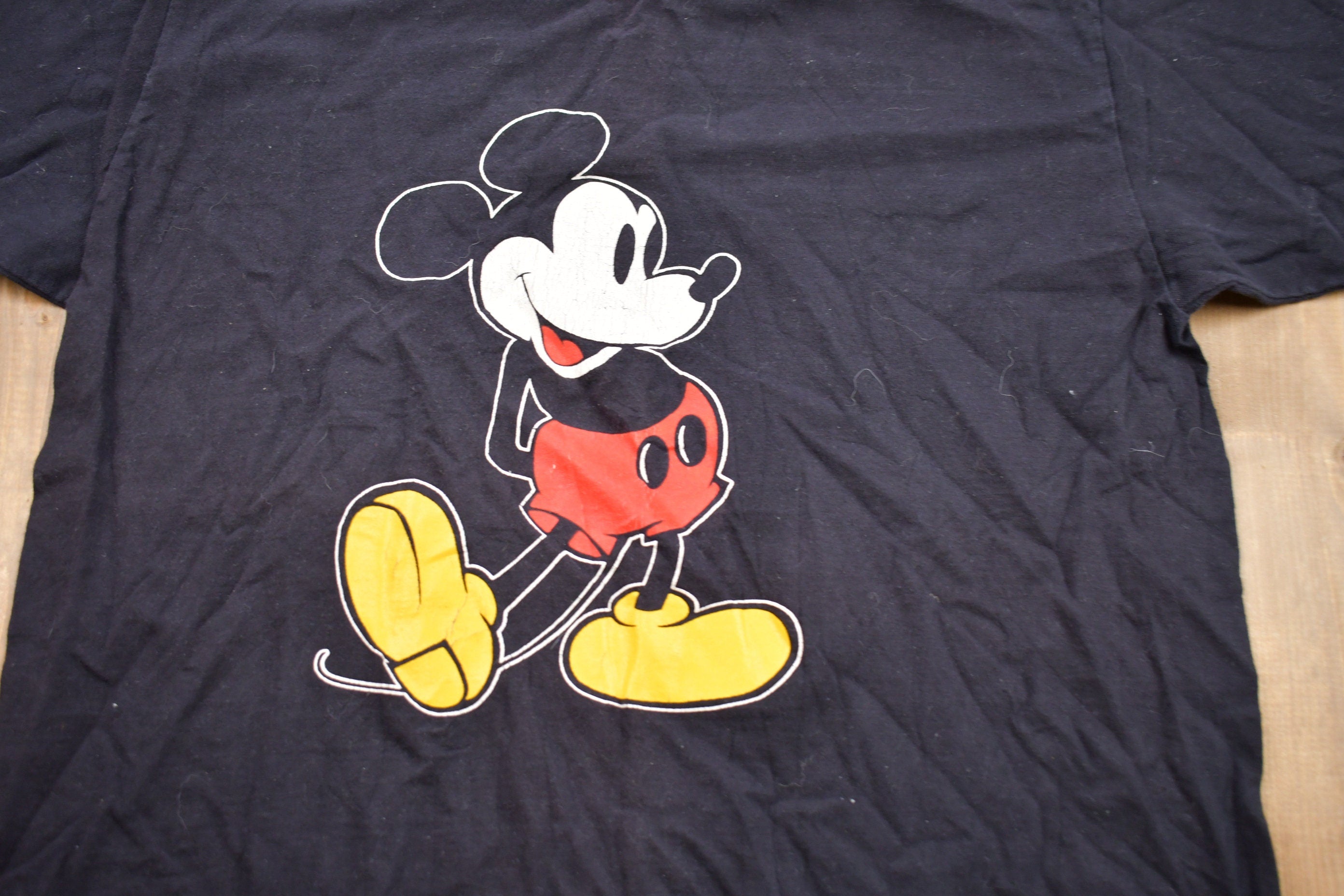 Vintage 1990s Disney Mickey Mouse Graphic T-Shirt