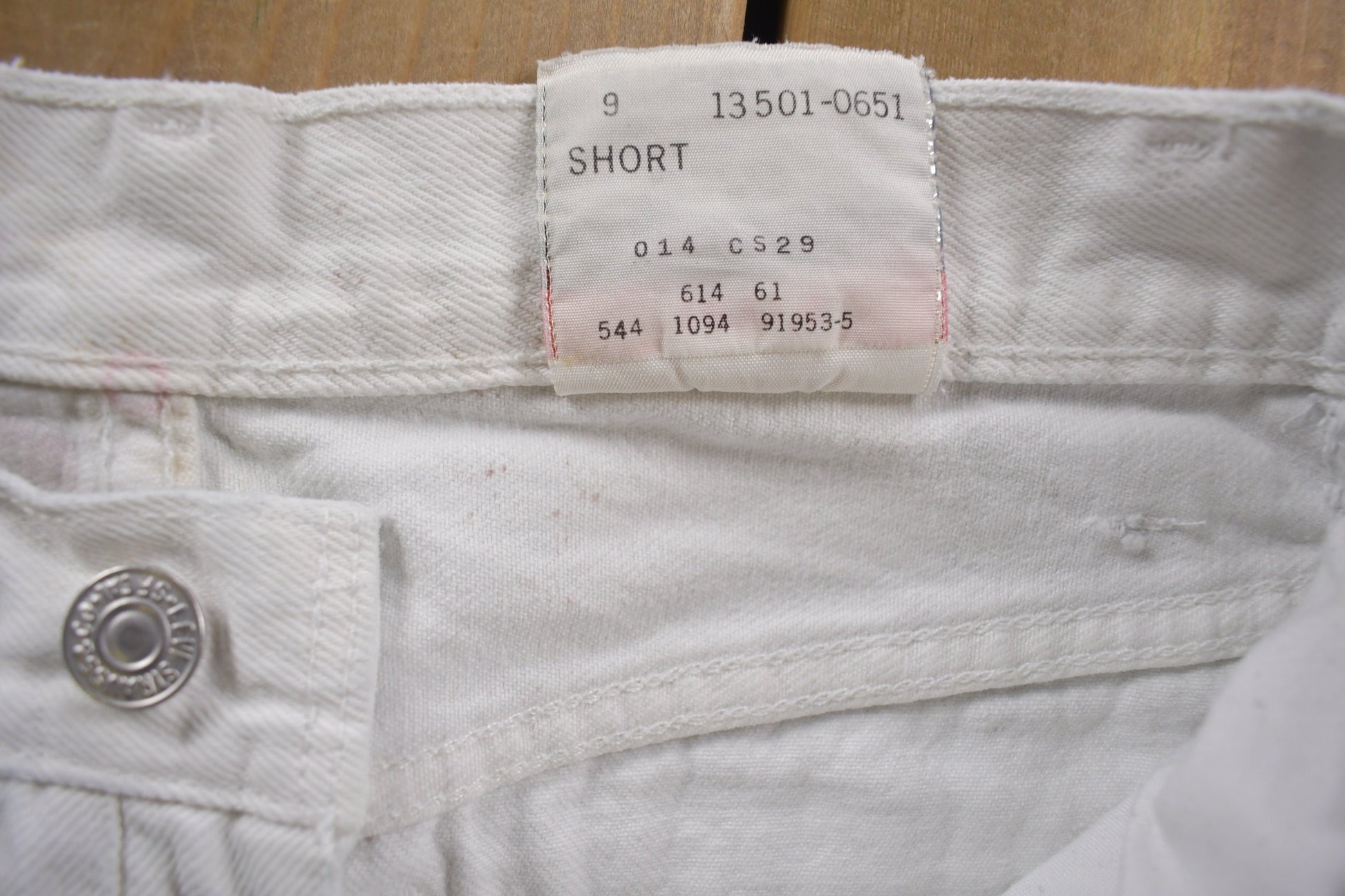 Vintage 1980s Levi's 501 Red Tab White Denim Jeans Size 26 x 29