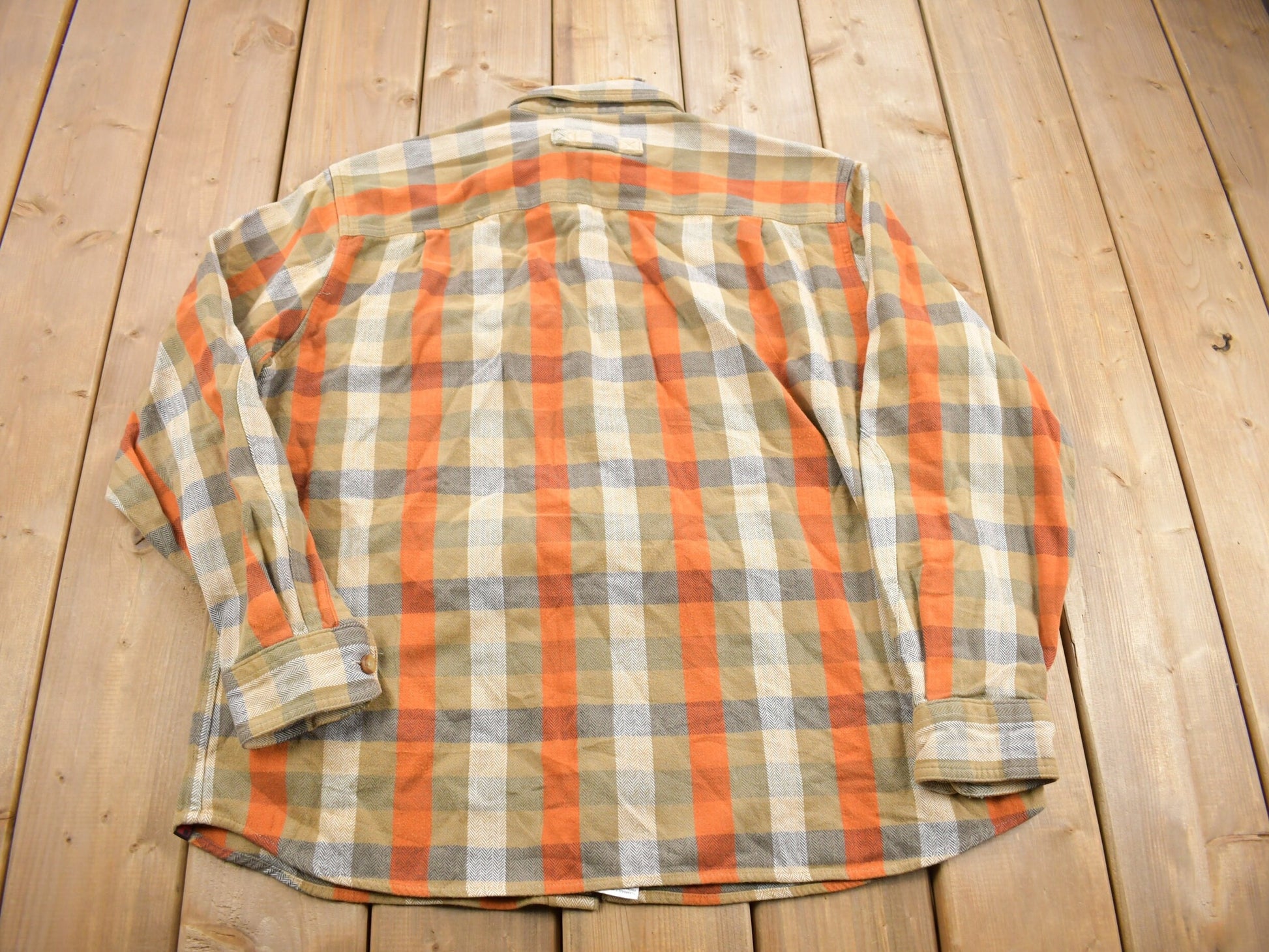 Vintage Y2K Woolrich Button Up Plaid Flannel Shirt /