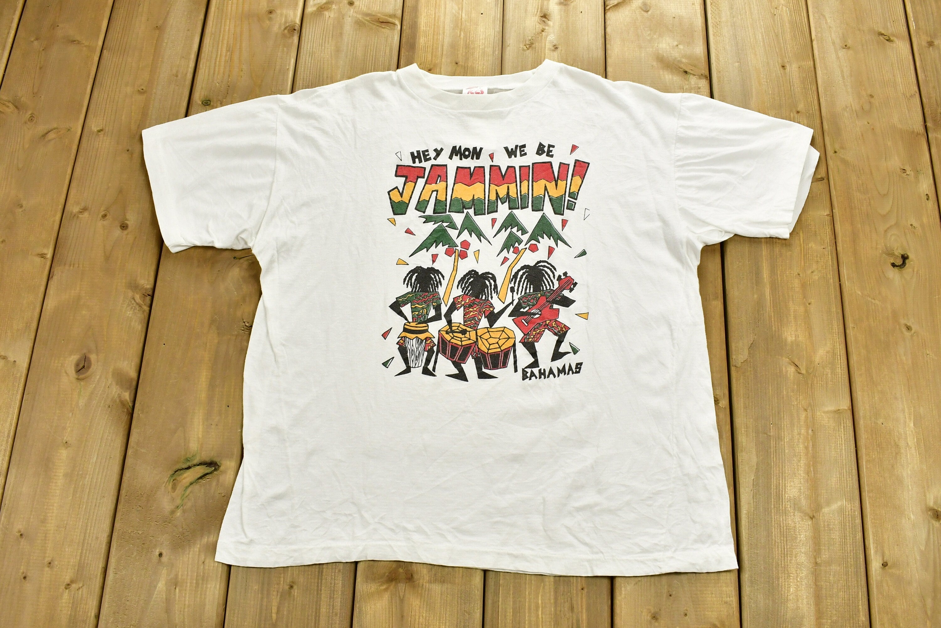 Vintage 1990s Hey Mon Are Jammin Bahamans T-Shirt