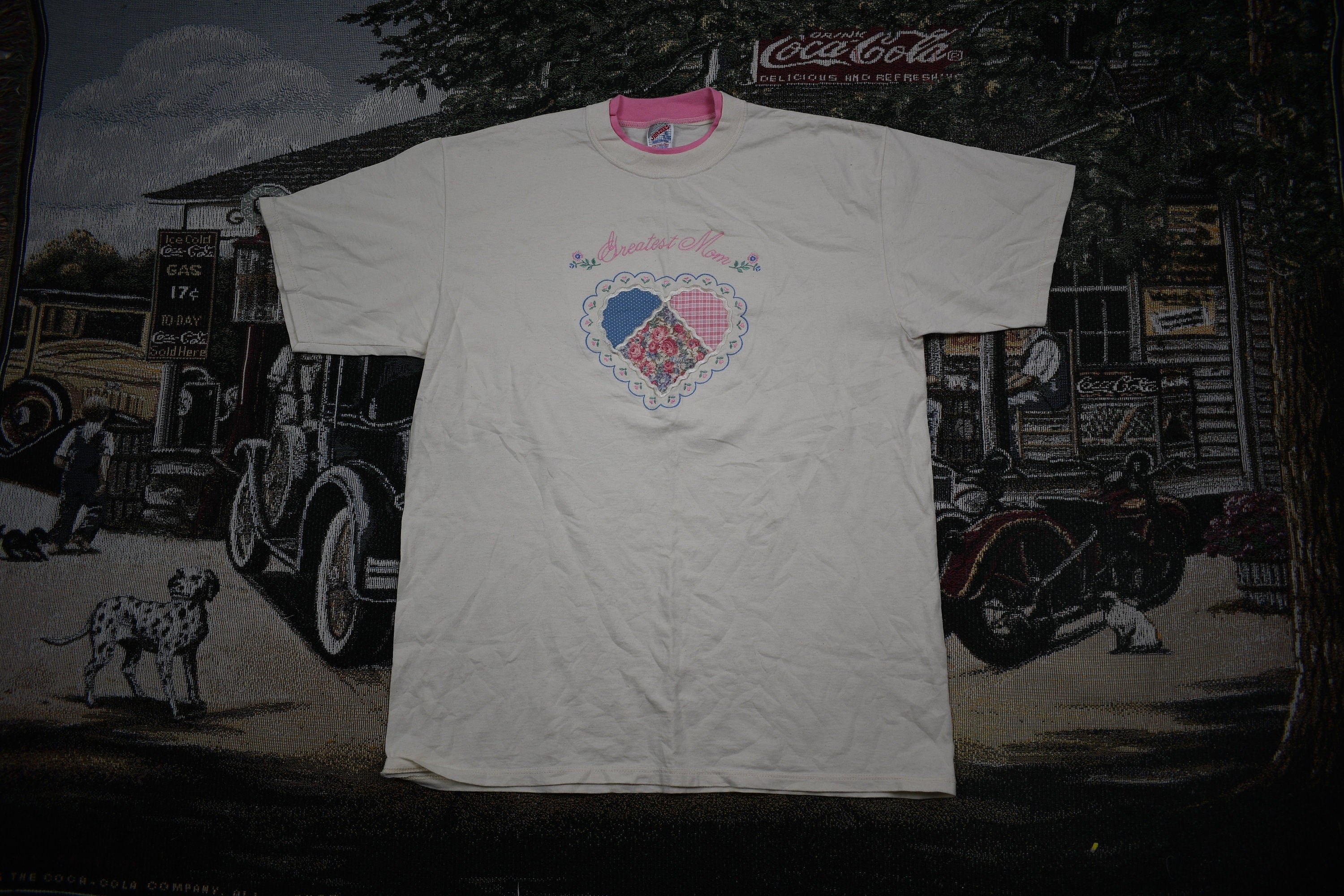 Vintage 1990s Greatest Mom Graphic T Shirt