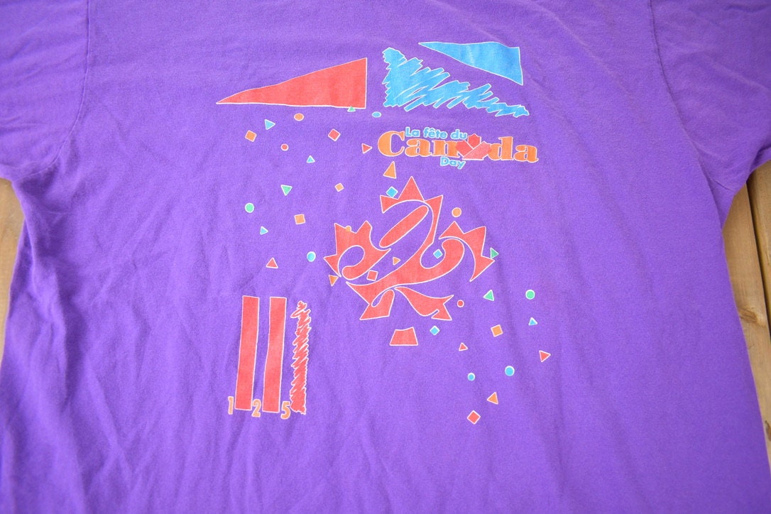 Vintage 1990s La Fete Du Canada Day Souvenir Travel T Shirt Made In Canada