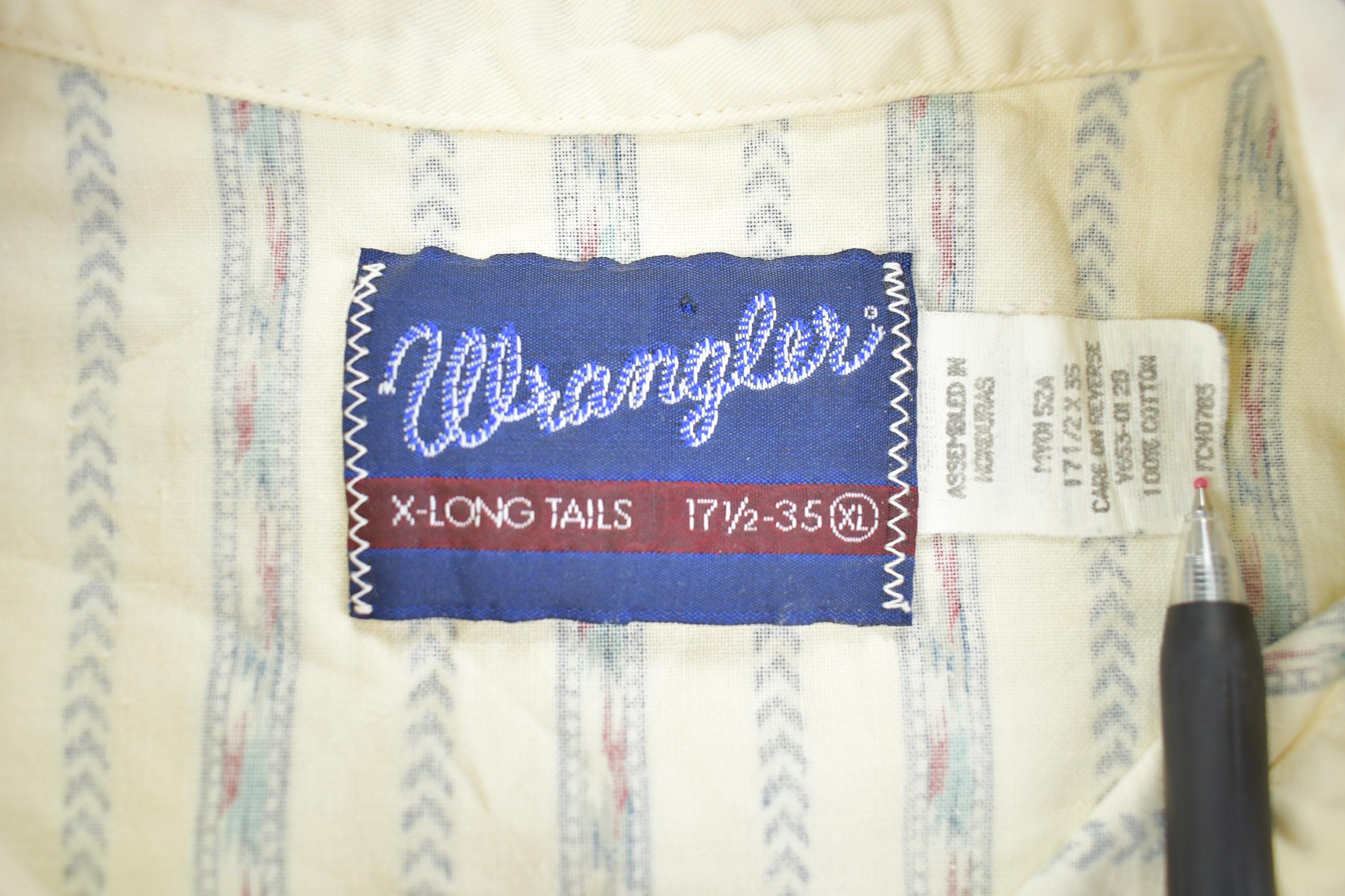 Vintage 1990s Wrangler X-Long Tails Cowboy Aztec Graphic Button Up Shirt