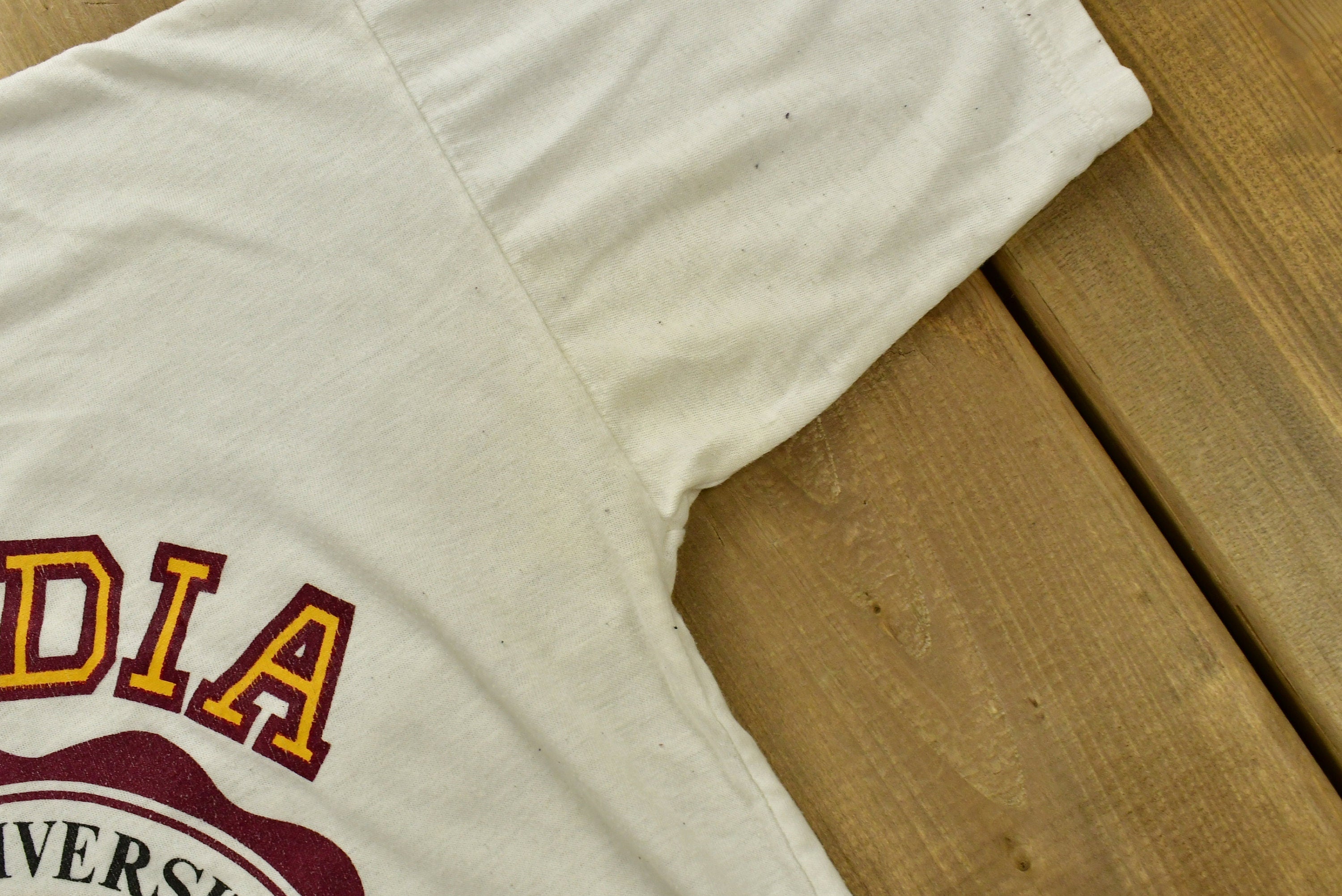 Vintage 1980s University of Concordia Collegiate T-Shirt