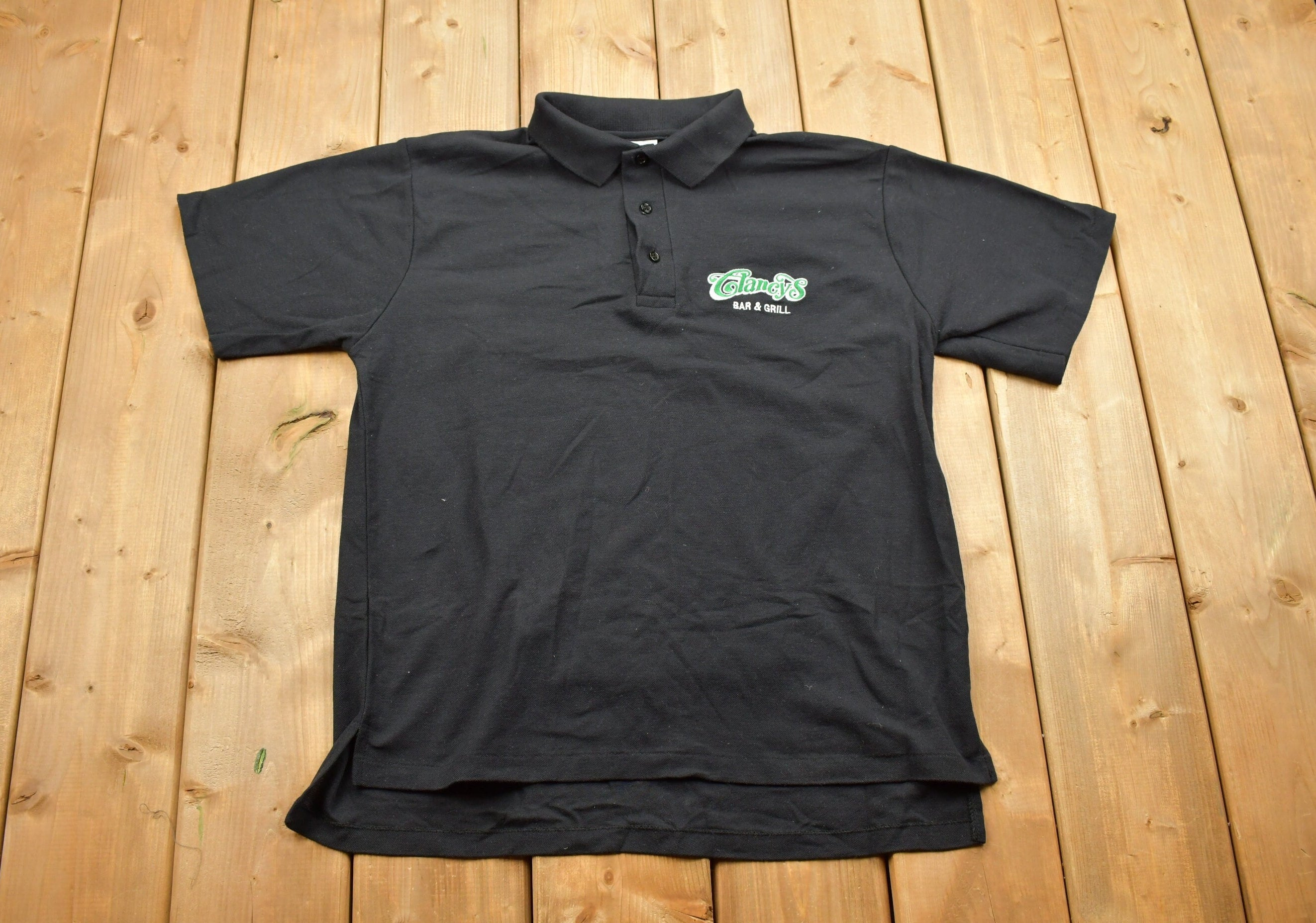 Vintage 1990s Clancys Bar And Grill Souvenir T Shirt