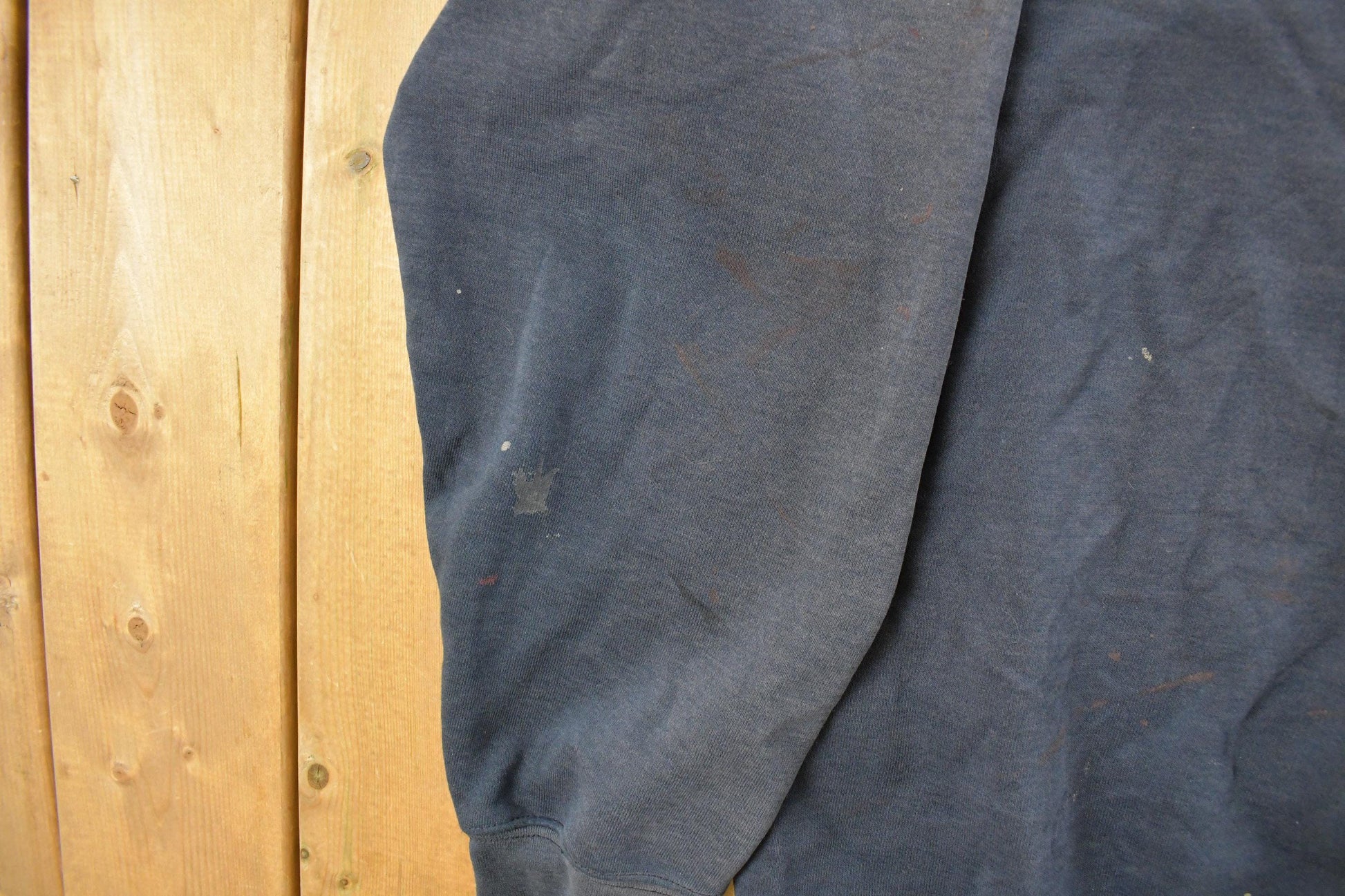 Vintage 1990s Distressed Carhartt Crewneck Sweatshirt Men's 2XL / Heavy Cotton / Sweatshirt / Workwear / Streetwear / Vintage Carhartt