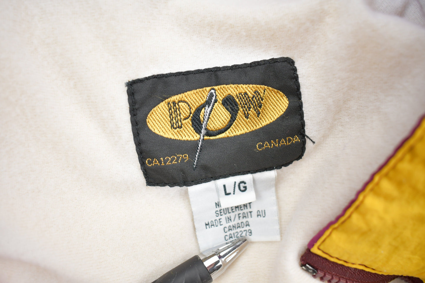 Vintage 1980s Bobcaygeon Curling Club / 80s Light Jacket / Canadian Vintage / Embroidered / Ontario Vintage / Bobcaygeon Jacket / Full Zip