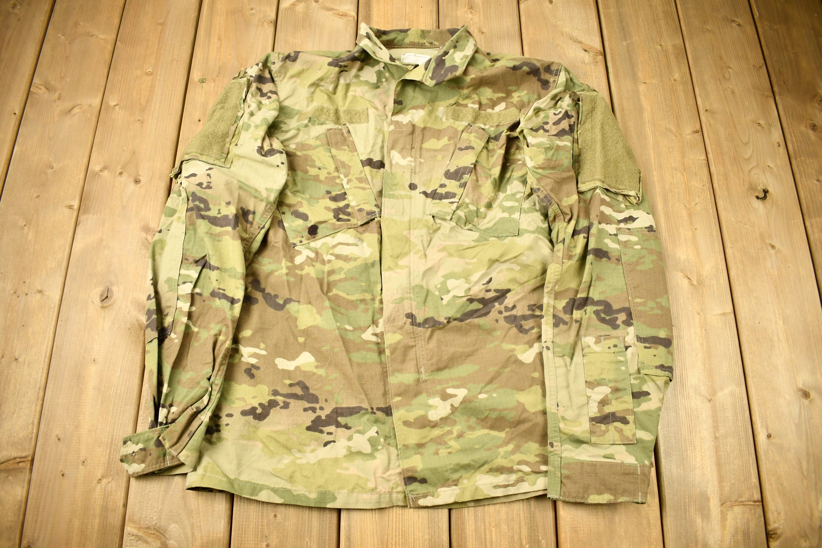 Vintage 2001 Army Military Camouflage Combat Jacket