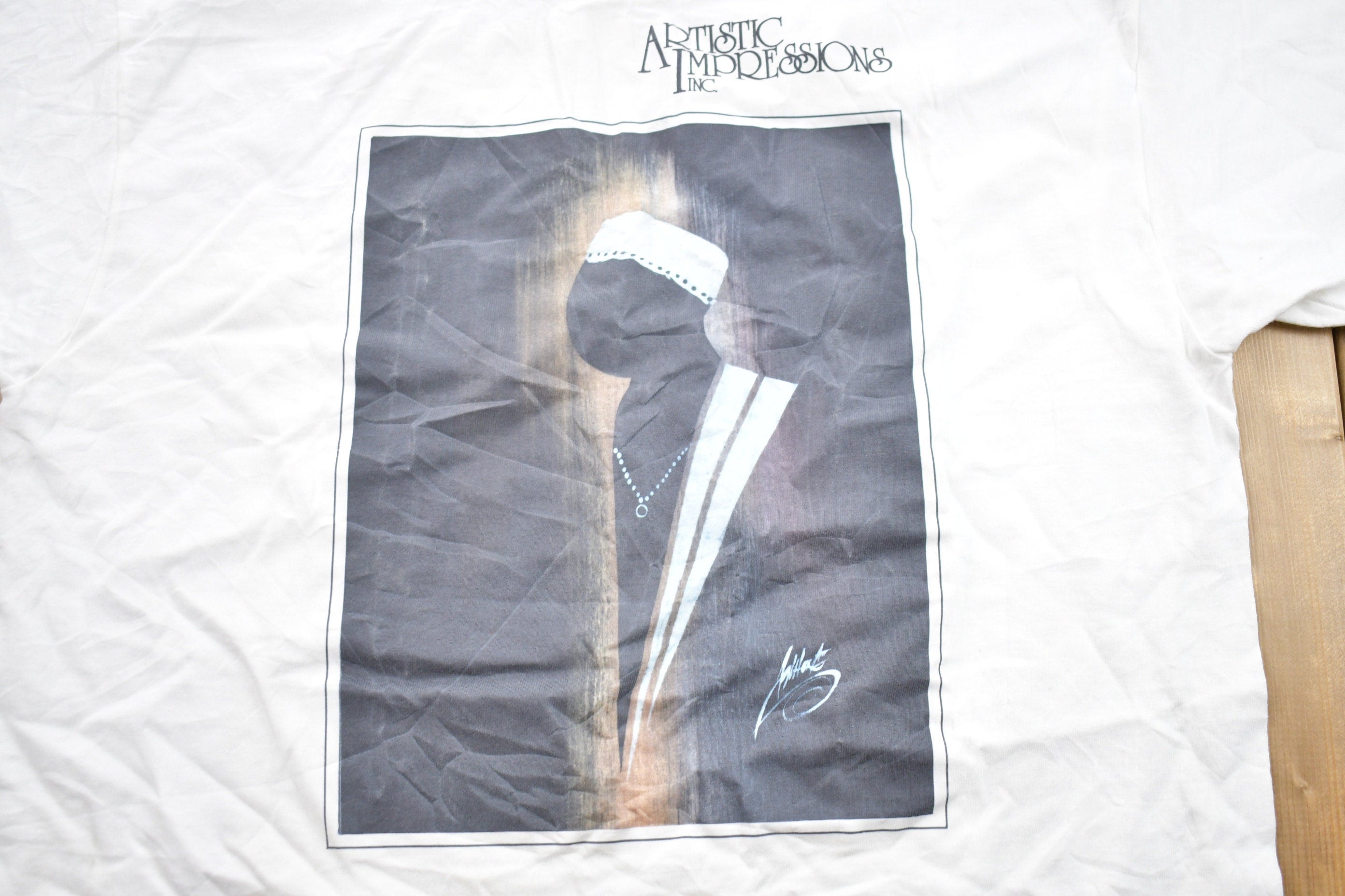 Vintage 1993 Artistic Impressions Inc. Graphic T-Shirt