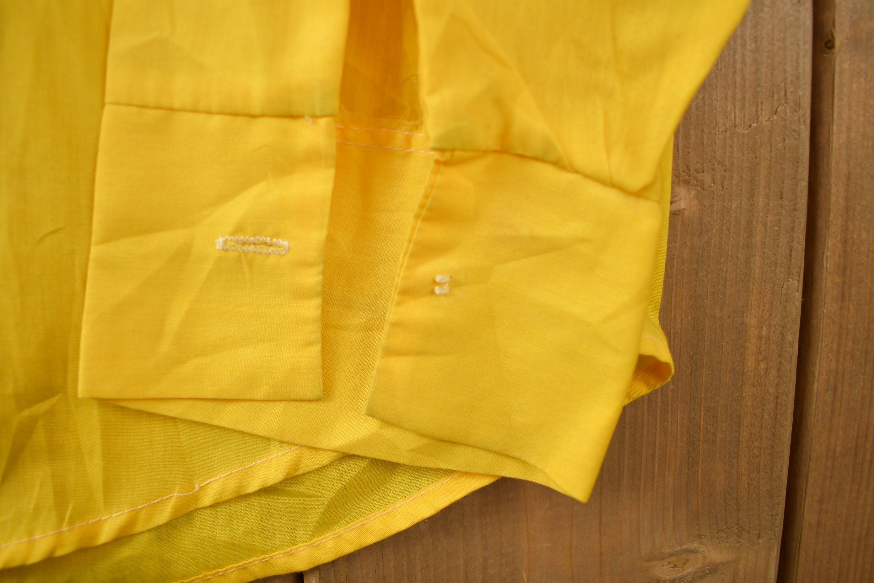 Vintage 1960s Blank Yellow Tapered N' Tails Button Up Shirt  Spear Collar Shirt  1960s Button Up  Vintage Flannel  Basic Button Up