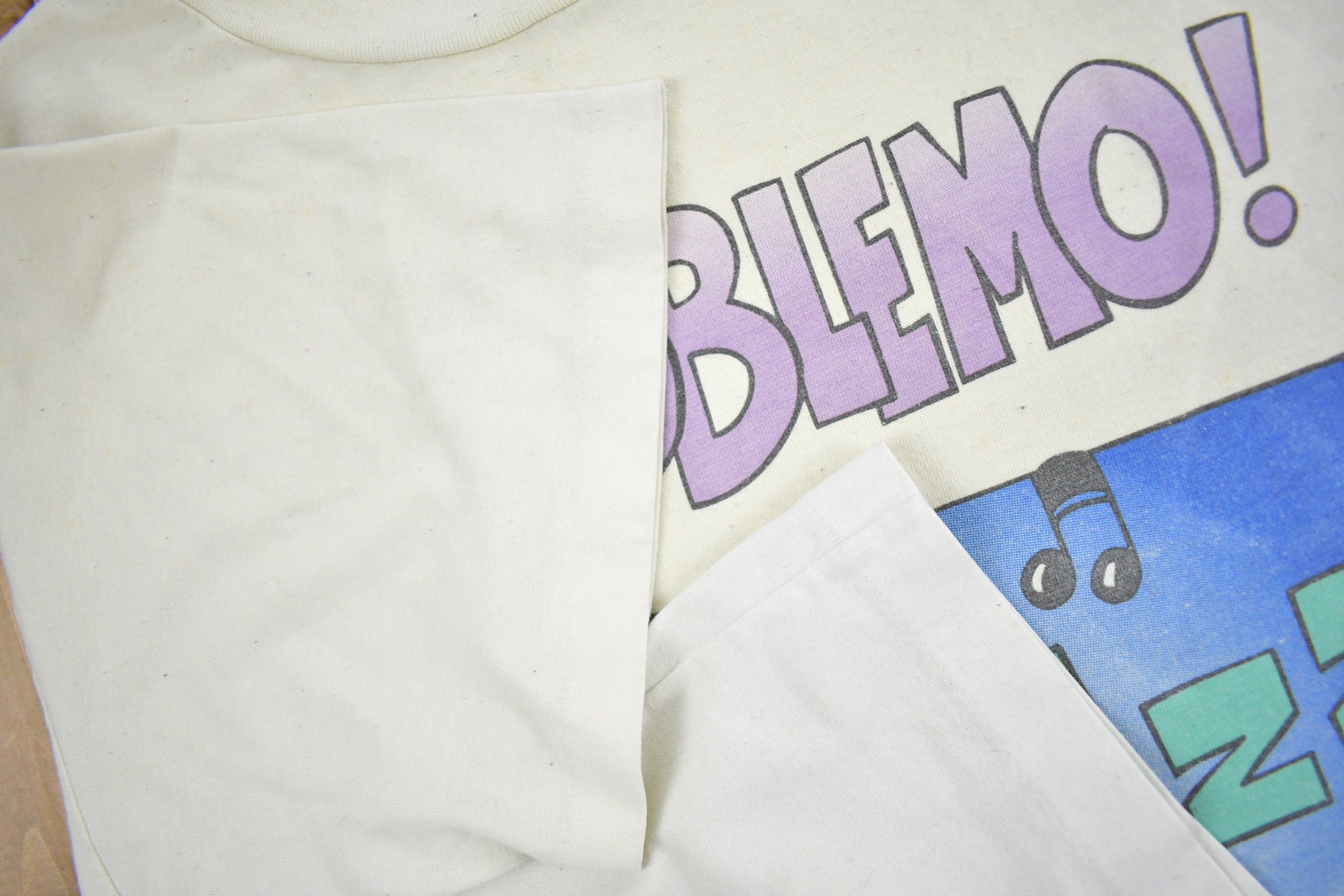 Vintage 1990s No Problemo Funny Graphic T Shirt