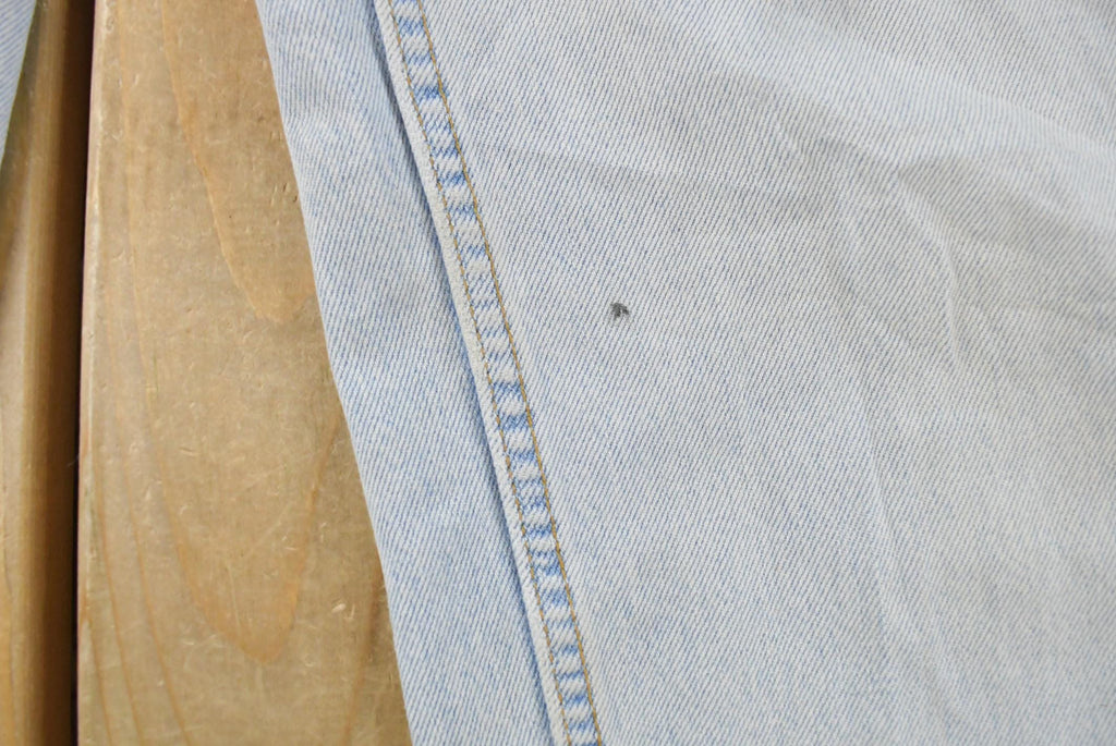 Vintage 1990s Levi's 565 Loose Wide Leg Denim Jeans Women's 28 x 31 / Light Wash / Vintage Denim / Made In USA / 90s Levi's / Distressed