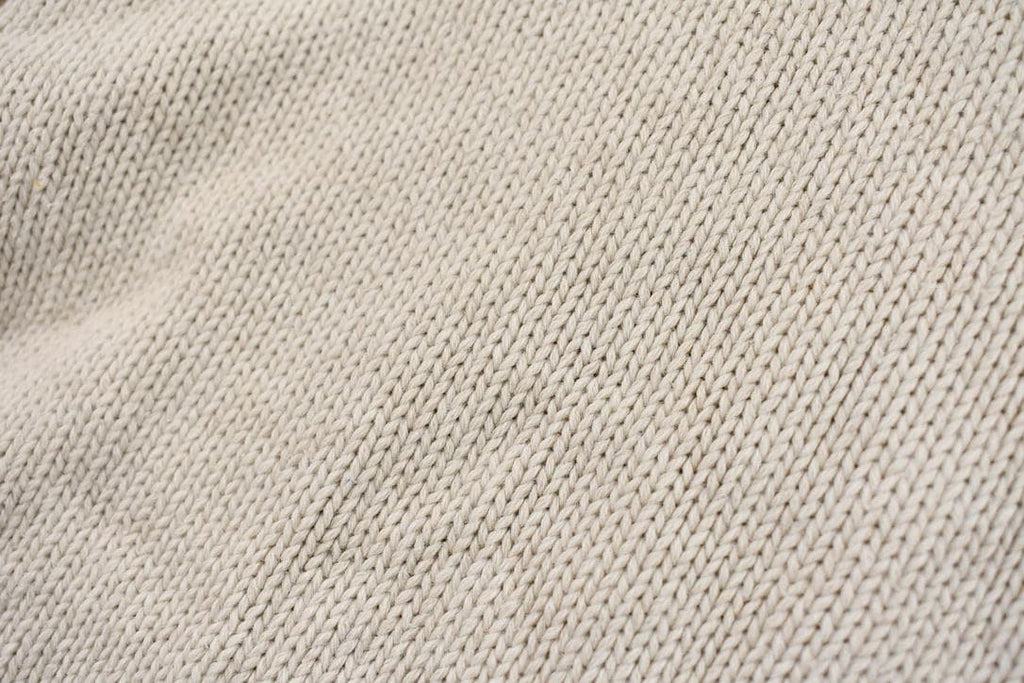 Vintage 1990s White Eddie Bauer Rolled Hem Lightweight Knit Shallow V-Neck Sweater