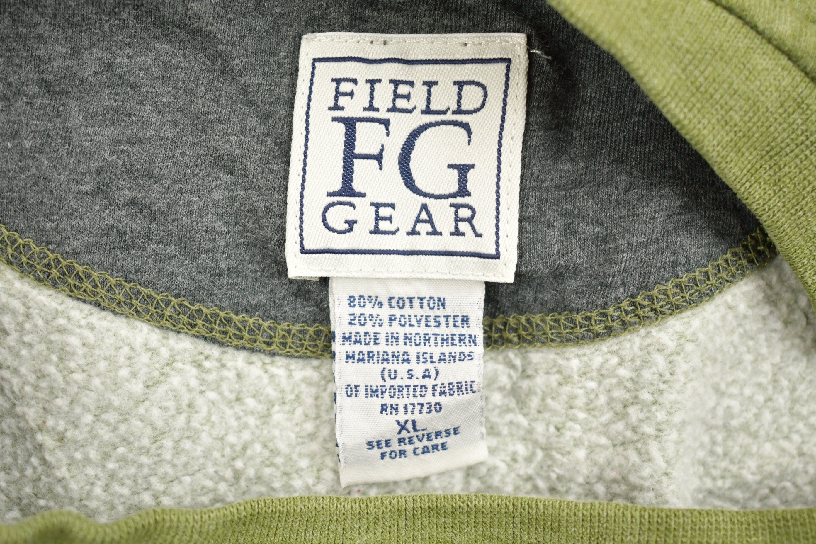 Vintage 1990s Field FG Gear Blank Crewneck Sweatshirt