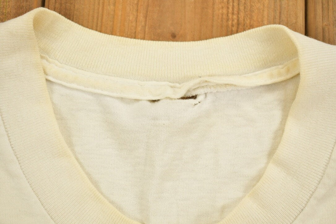 Vintage 1990s Altoona Champions Football Graphic Souvenir T Shirt
