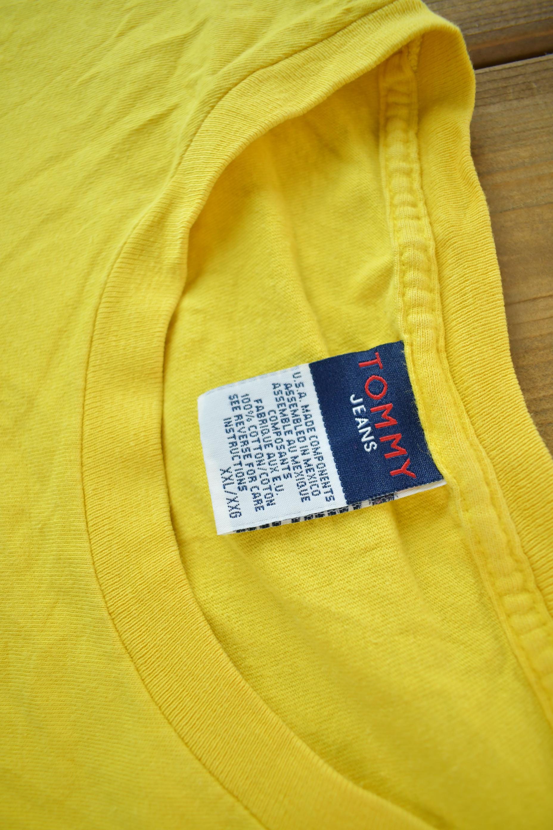 Vintage 1990s Tommy Hilfiger Tommy Jeans Graphic T Shirt