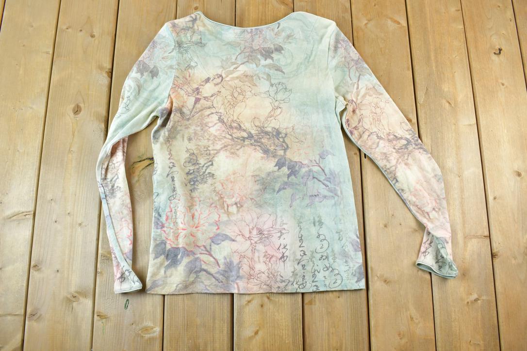 Vintage Y2K Trippy Floral Womens One World Single Stitch T-Shirt