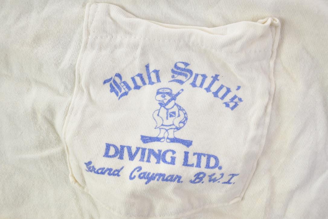 Vintage 1990s Bob Soto's Diving Stingray City Grand Cayman Souvenir T-Shirt
