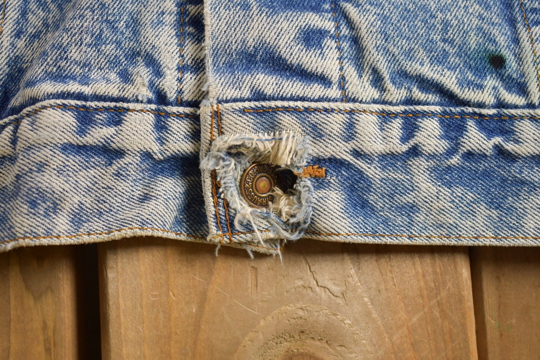 Vintage 1990s Levis Denim Jean Jacket