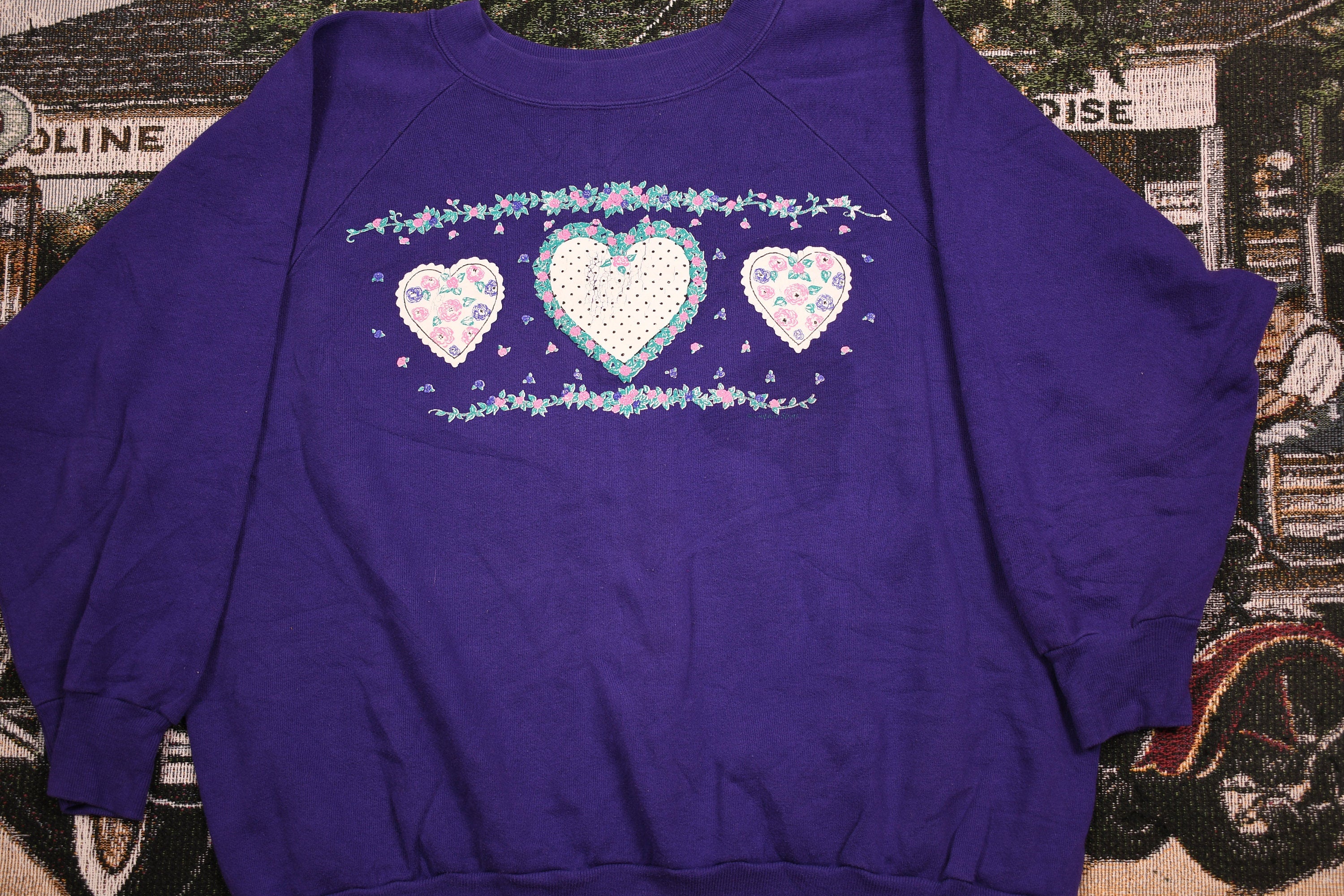 Vintage 1990s Love & Hearts Print Crewneck