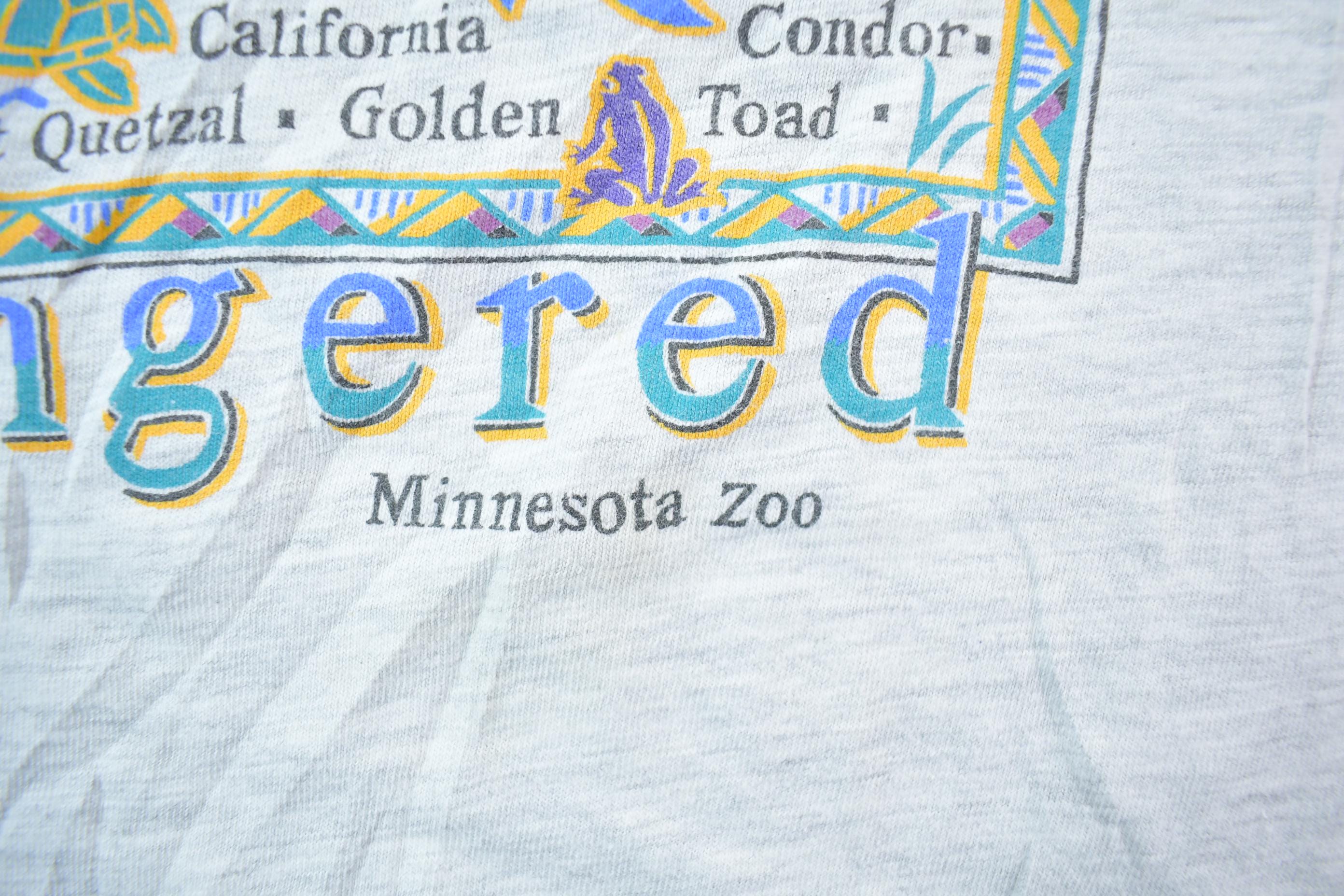 Vintage 1990s Minnesota Zoo Endangered Species Hanes Beefy T Souvenir T-Shirt