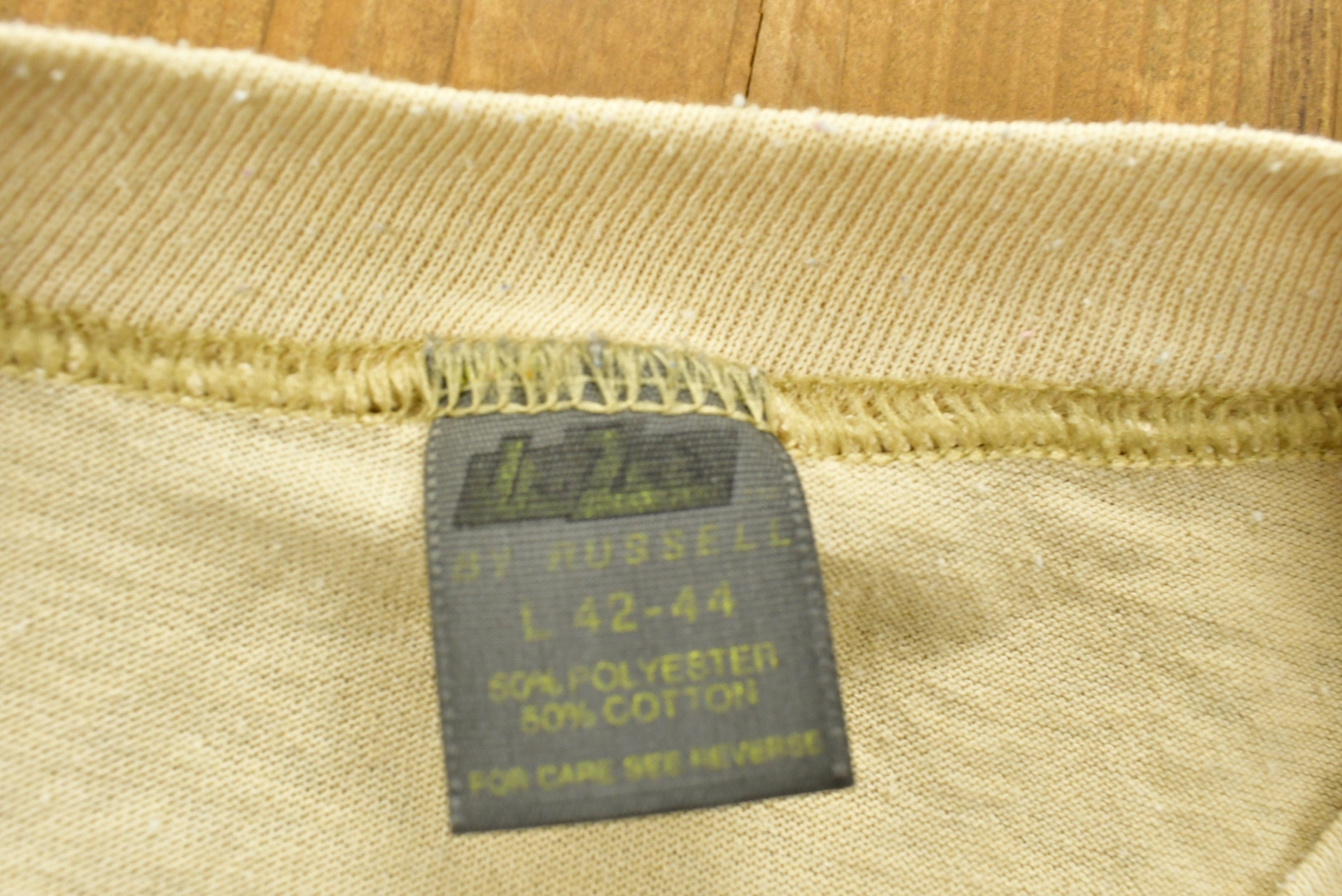 Vintage 1985 Canada Hunting Puff Print T-Shirt