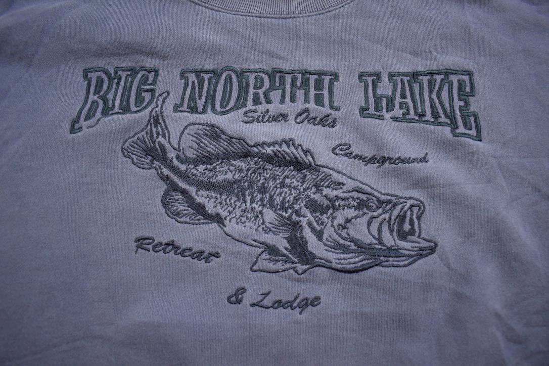 Vintage 1990s Big North Silver Oaks Lake Embroidered Souvenir Travel Crewneck Sweatshirt