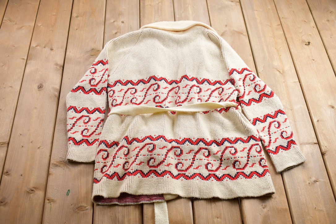 Vintage 1970s Knitted Belt Closure Cardigan Sweater