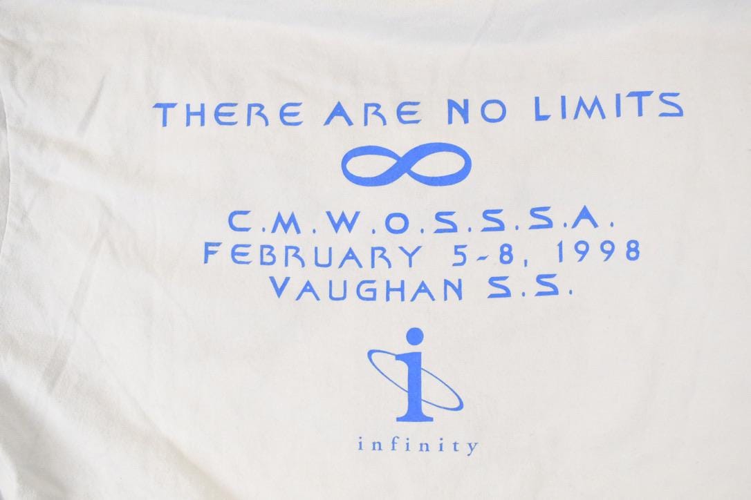 Vintage 1990s Infinity Rockets Souvenir Travel T-Shirt Men's M