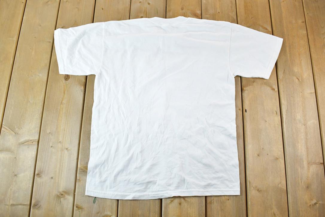 Vintage 1990s Stinky Tacos Souvenir Funny Cartoon Chihuahua Heavyweight Blend T-Shirt