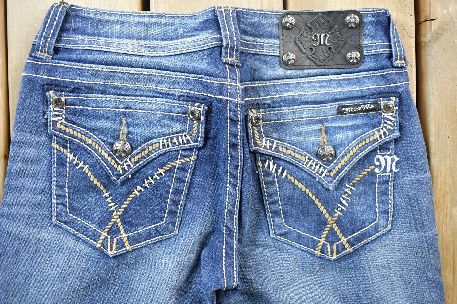 Vintage Y2K Miss Me Bedazzled Low Rise Jeans Size 26x33