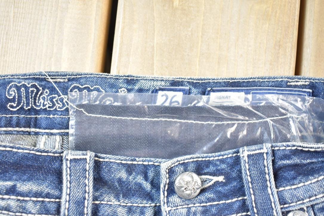Vintage Y2K Miss Me Bedazzled Low Rise Jeans Size 26x31
