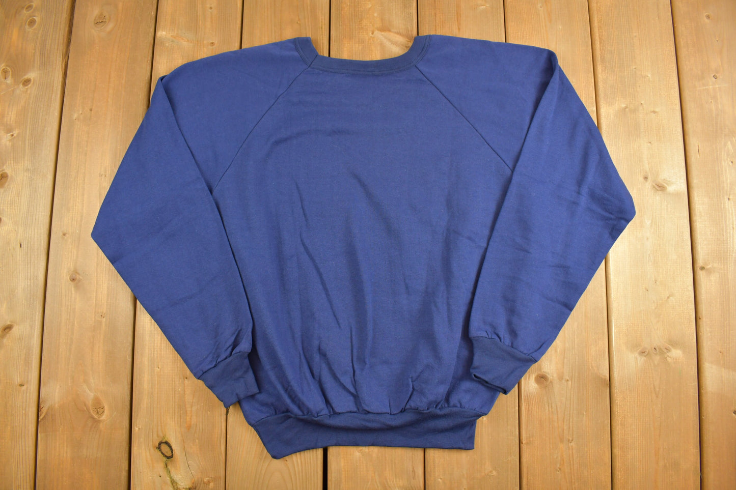 Vintage 1980s Blank Blue Stag Crewneck Sweatshirt / 80s Crewneck / Made In Canada / Essential / 80s Blank / Raglan Sleeve Crewneck