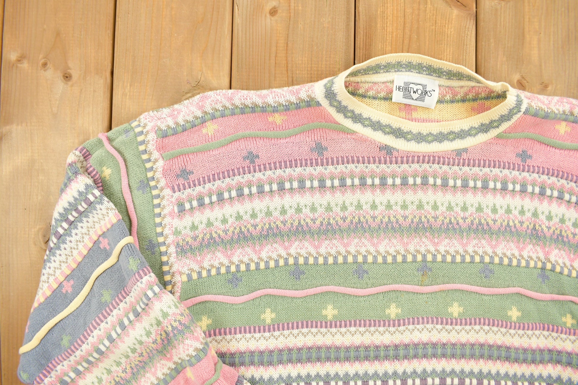 Vintage 1990s Heartworks Aztec Graphic Knitted Sweater / Vintage 90s Cardigan / Pattern Sweater / Outdoor / Hand Knit / Made In USA