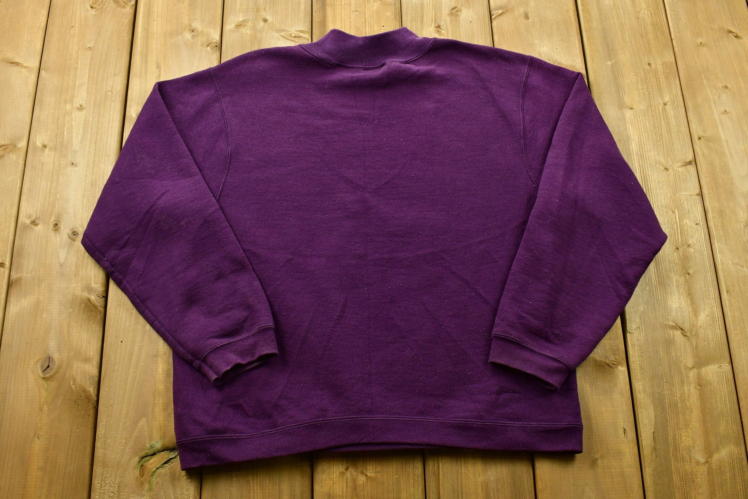 Vintage 90's Animal Nature Graphic Crewneck