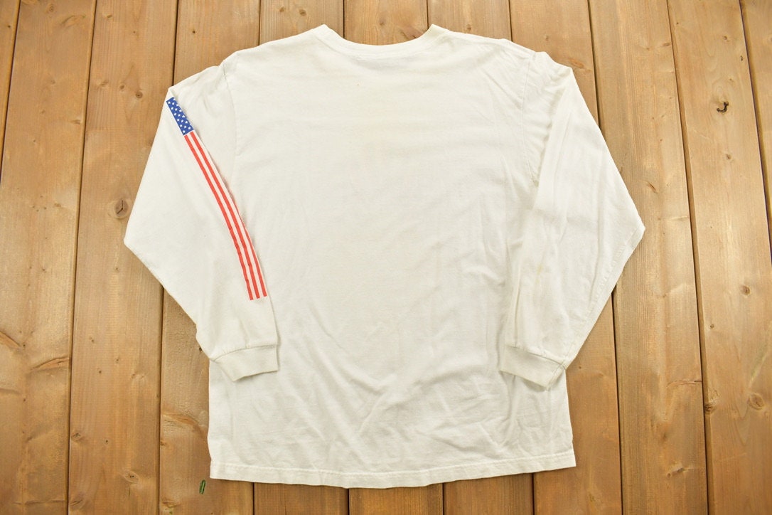 Vintage 1990s United We Stand Graphic T-Shirt