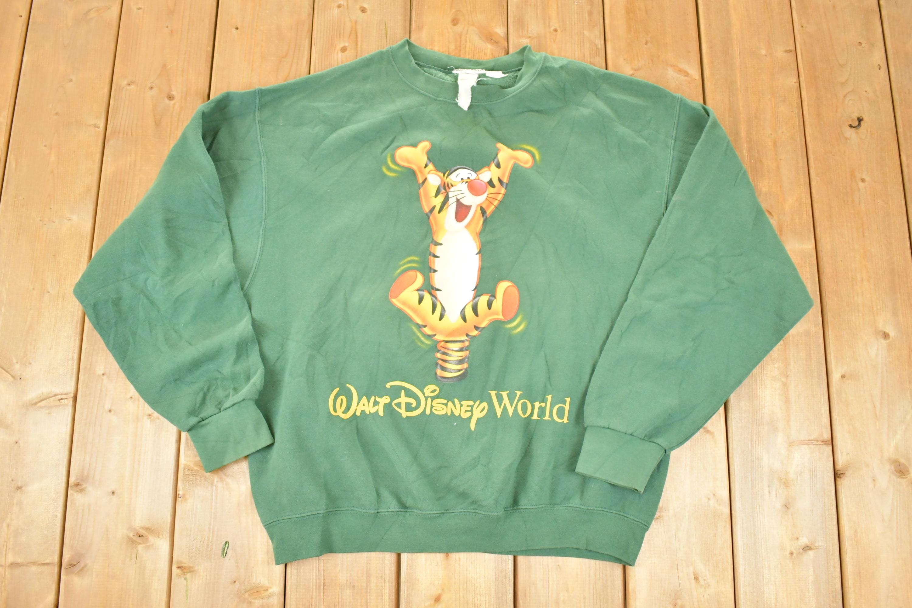Vintage 1990s Walt Disney World Tigger Crewneck Sweater Men's L
