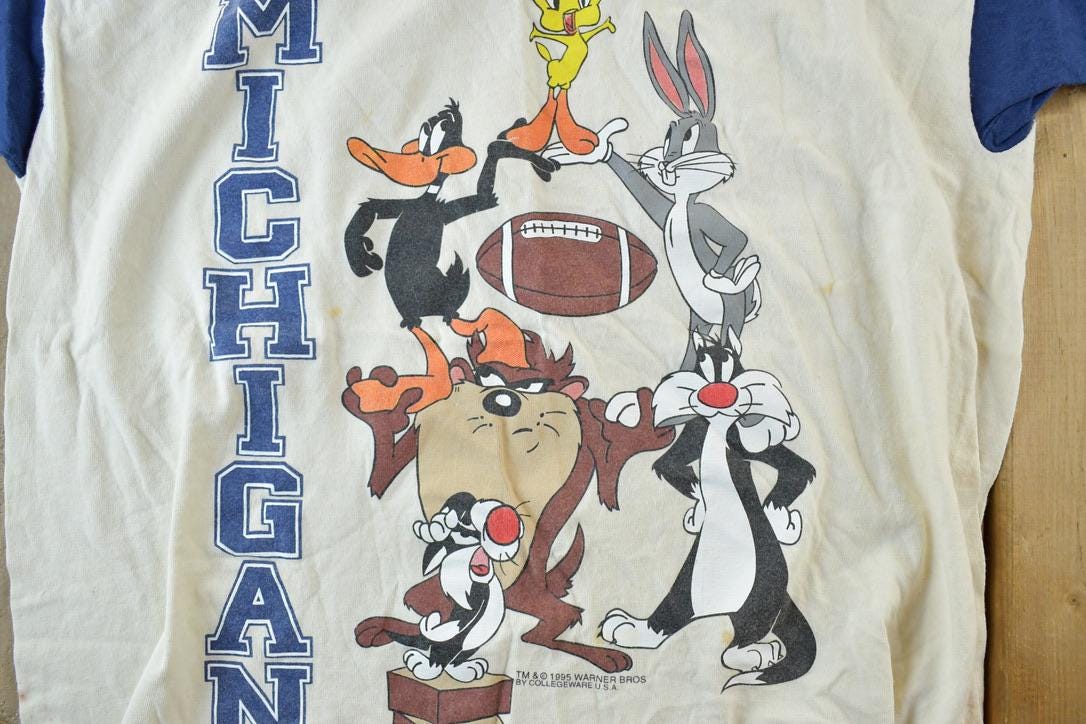 Vintage 1980s Michigan Bugs Bunny Looney Toons Disney Cartoon Promo T-Shirt  90s Graphic Tee  Vintage Mickey Mouse  Made In USA