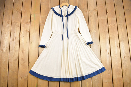 Vintage 1960s Montgomery Ward Sailor Dress / Ruffle Collar / True Vintage / Retro Womenswear / Cottage Core /