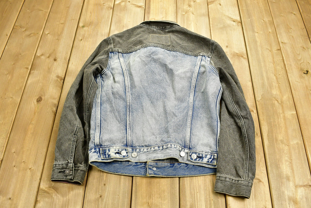 Vintage 1990s Levi's 2 Tone Patch Work Denim Jean Jacket