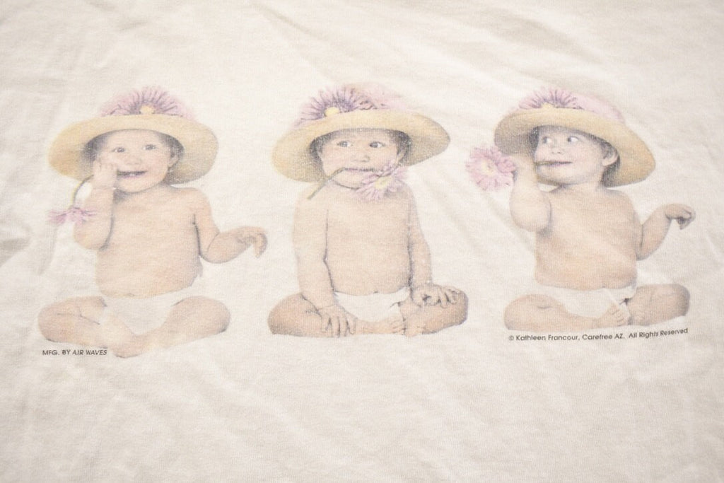 Vintage 1990s Flower Baby Themed Graphic T Shirt