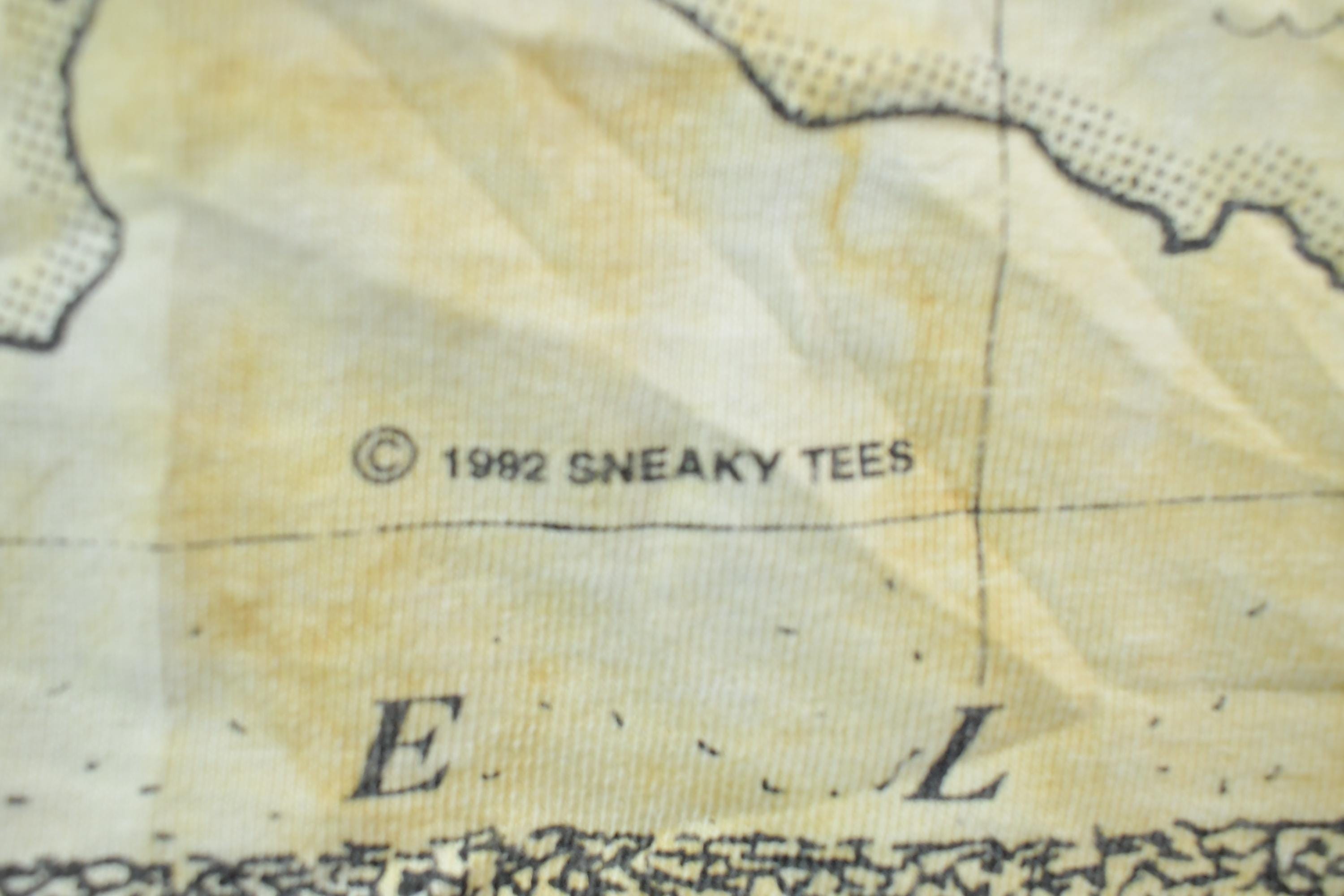 Vintage 1992 Caribbean Islands All Over Print Sneaky Tees Souvenir T-Shirt