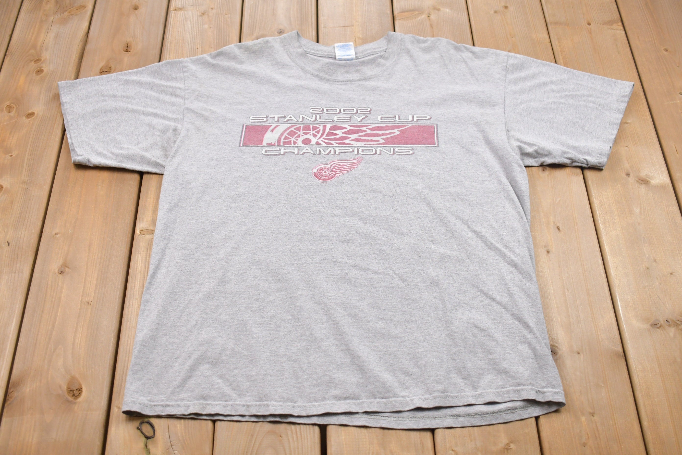 Vintage 2002 Detroit Red Wings Stanley Cup Champions T-shirt
