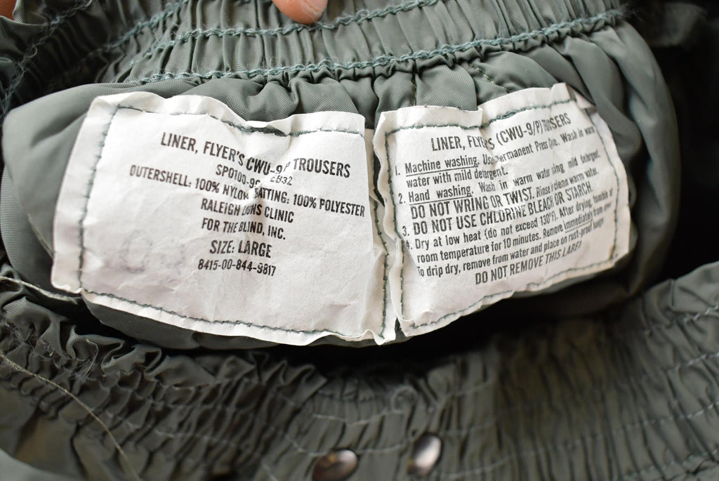 Vintage 1990s Military Quilted Green Liner Flyers Pants Men's 22 x 27.5 / 90s Army Pants / American Vintage / Made in USA